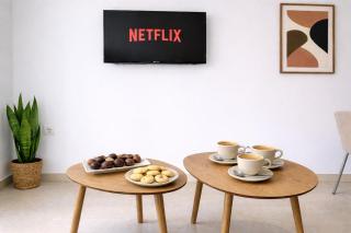 Estudios Premium Centro Sevilla 3 personas Familias Parejas Tele Trabajo - 4