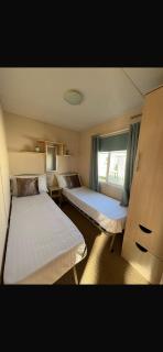 J&A Caravan - 4
