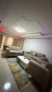 2 chambres salon entièrement climatisé à LAMBANYI - CONAKRY - 0