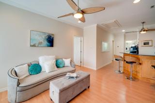 Explore Cedar Hill State Park! Apt with Pool Access - 6