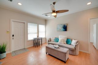 Explore Cedar Hill State Park! Apt with Pool Access - 5