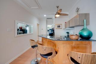 Explore Cedar Hill State Park! Apt with Pool Access - 3