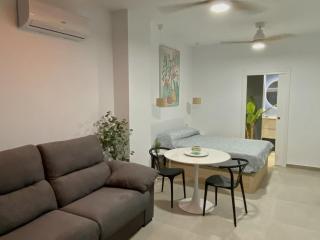 Santa Pola Suites - Self Check-in near Beach - 2