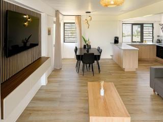 New 2BR Apartment with AC Near Lagoon & Dining - 8