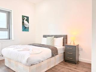 Bluebird Suites Croydon - 8