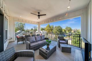 Walk to Food & Fun: Top Floor Patio near Stadiums - 0