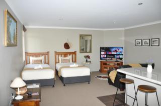 Parnwell Villa Apartment - The Tropical Oasis - 7