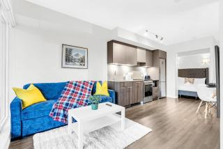 LeReve Luxury Stays 2 Bed 1 Bath Downtown Core - 8