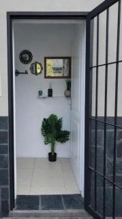 Departamento cómodo y renovado a pocas cuadras del parque mitre! - 4