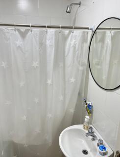 Habitación cómoda cerca del centro - 2