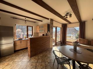 Sweet HoMe Котедж в Карпатах - 4