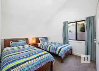 Lakeshores Villa - 1