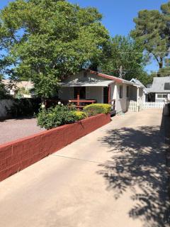 Old Town Cottonwood Cottage - 4