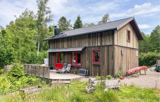 Gorgeous Home In Alingsås With Sauna - 1