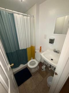 Downtown Taylor Private Entry Room 1 - 5