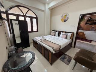 Shri Awadh Hotel - 7