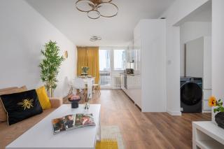Lumina comfy 4-room apartment near the city center - 2