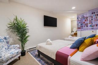 3 Bedroom Cozy Home in Manhattan Valley - 1