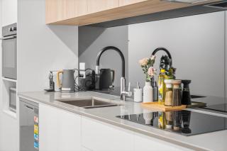 Lyneham 1BR Escape w Parking, Gym n WiFi Near ANU - 8