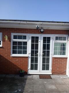 RS Prime Inn Birmingham Premium Private Rooms & 2 Double Beds Apartment With Bathroom & Kitchen, Free Parking Near NEC, Airport, HS2 Birmingham - 0