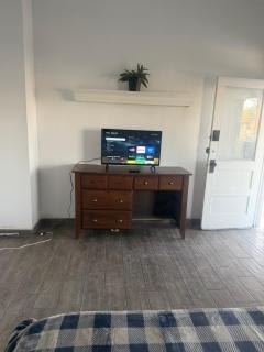 Downtown Taylor Private Entry Room 3 - 5