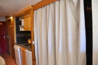 Résidence Miravidi - Beau studio pour 4 personnes, proche des pistes et des commerces, au cœur du village du Charvet à Arc 1800 MAE-1958 - 3