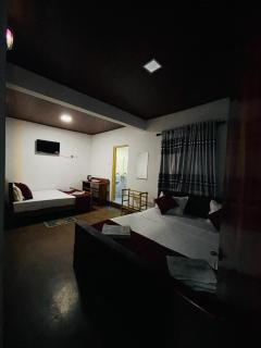 The Grand Residence - 8