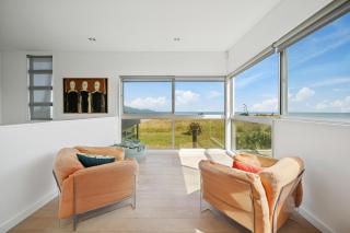 Peka Peka Beach House - Waikanae Holiday Home - 4