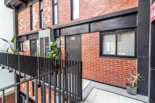 A few steps from the CAS in the Americana - 2