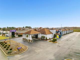 Spark by Hilton Abingdon I-81 near Fairgrounds - Abingdon - 5