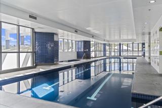 Central Brisbane Stay with Gym and Pool Access - 7