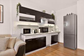 Lazy Days - 1BR Apartment in Varna City Center - Varna City - 6