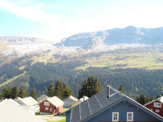 Résidence Chateaux De Crans - Appartement confortable · Balcon MAE-7375 - 4