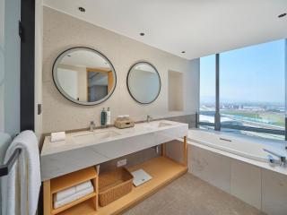 Hilton Garden Inn Quzhou - 6