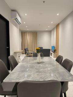 Near Vivacity, BCCK, 4 Room, 2carpark White - 2