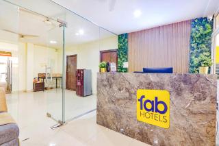 FabHotel Blue Spring - 8