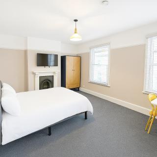 6-bed house only 1 mile to the racecourse! - 5