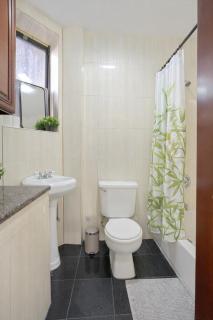 Relaxed 2BR in Manhattan Valley - 7