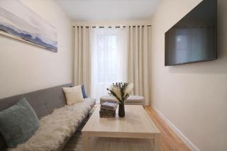 Bright 3BD Unit Close to Columbia University & Central Park - 4