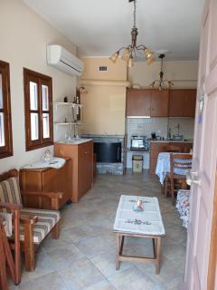 Avgonima Family's Rooms ll - 1