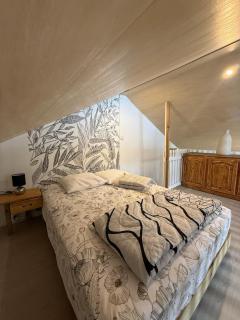 Le KOZY, LULU, FAR FAR - 8