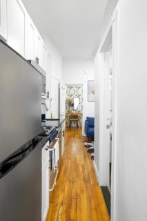 Classy 2BD Home in Manhattan - 2