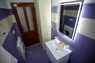 Castel Apartment Easy Parking Nearby - 1