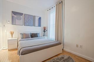 Warm and Welcoming 2BR in Upper East Side - 8