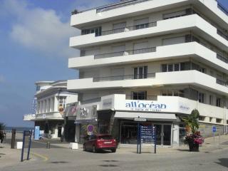 Résidence Casino - Charmant T3 en plein cœur de la station balnéaire du Val-André. MAE-6444 - 1