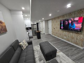 Cozy 2 Bedroom basement Suite - 0