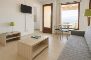 Mini-Villa mit Meerblick und WLAN in kleiner Residenz mit beheiztem Pool - 1
