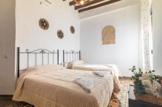 Alojamientos El Carmen - Casa con Piscina Privada y Patio Andaluz - 5