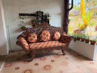 Suja Holiday Niche - 1