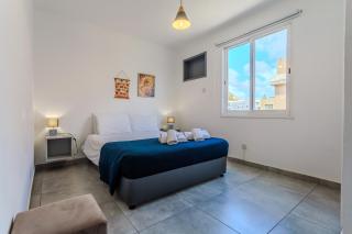 Alex's Vacation Suite - 100m from the beach - 6 Guests - 3